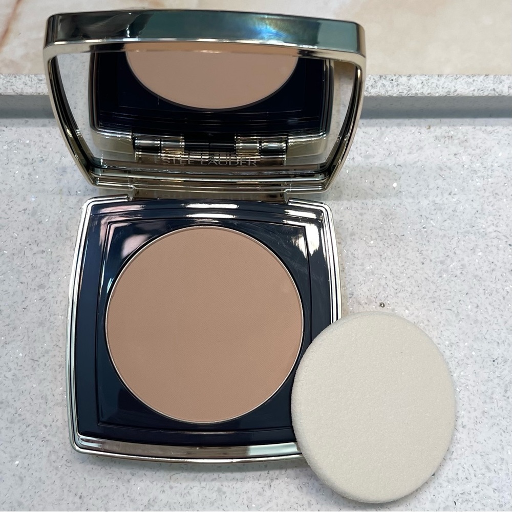 Estēe Lauder ~ 3C2 PEBBLE’ Double Wear Stay-in-Place Matte Powder Foundation NIB - Picture 15 of 16
